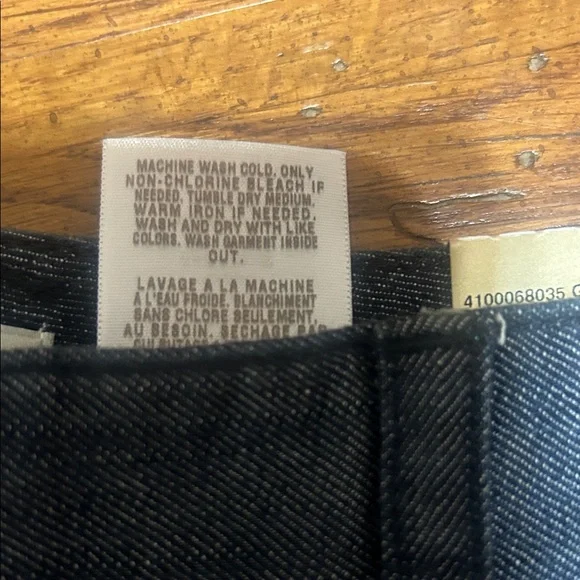 NWT⭐️DOCKERS Bermuda SHORTS Truly Slimming JAELYNN Dark Wash Size 10 - Picture 8 of 13